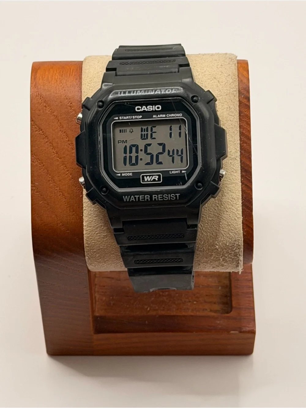 Casio Illuminator 3224 F-108WH Mens Watch 42mm Black Digital Alarm Day Date